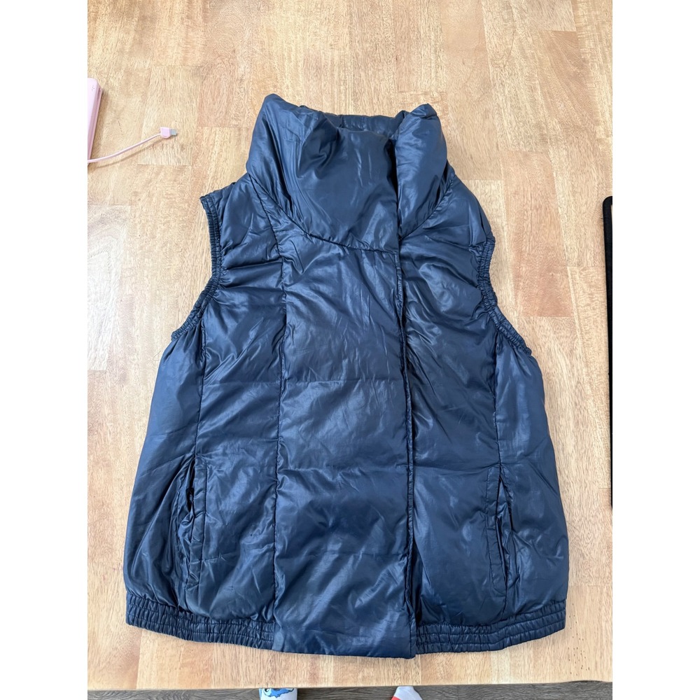 Vince Navy Blue Asymmetrical Puffer Vest Funnel Neck Quilted Size Medium